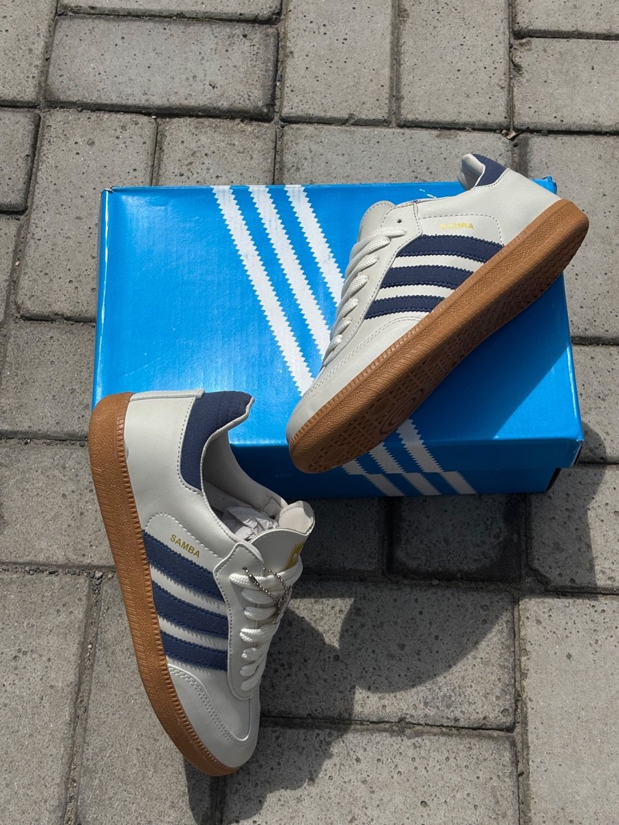 Samba Branco / Azul Marinho